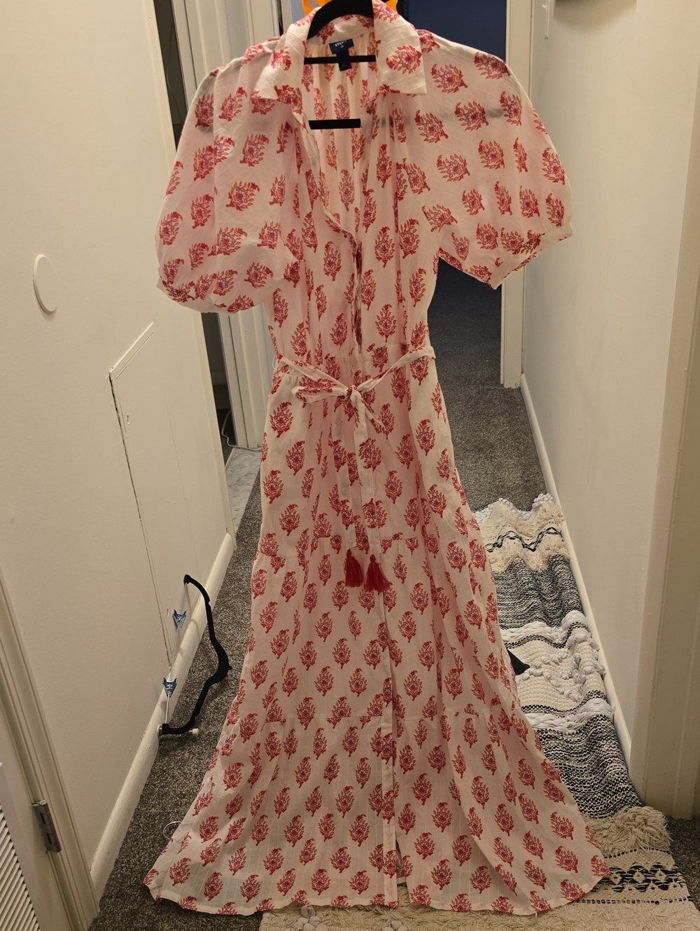 NWOT Roller Rabbit Cream Maxi Dress with Red Floral Motif and Tie Waist